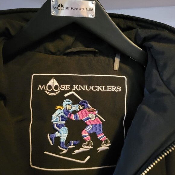 Black moose knuckle jacket - Picture 5 of 7